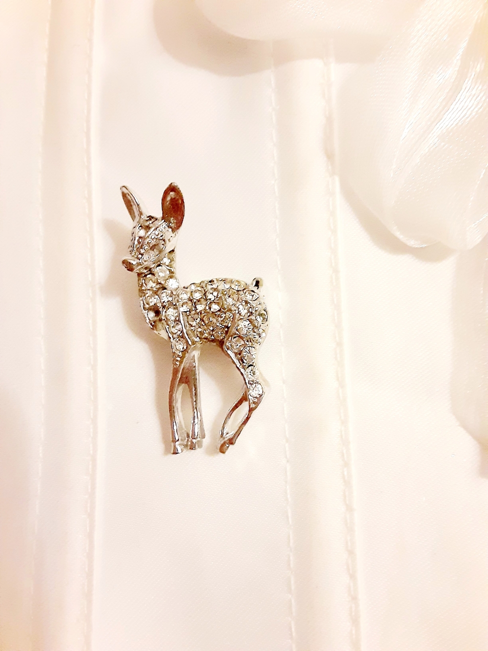 Vintage Rhinestone Fawn Deer Brooch Pin